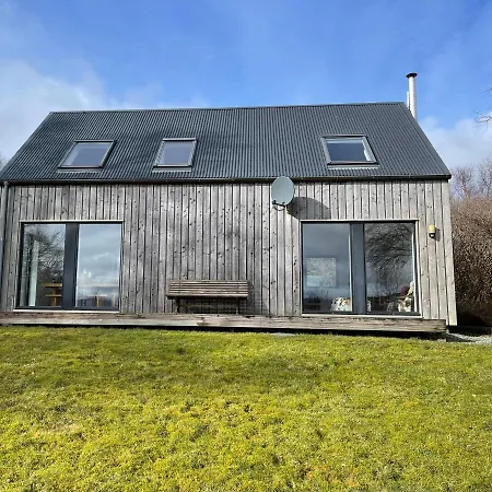 Skeabost Wood Cottage Экстерьер фото